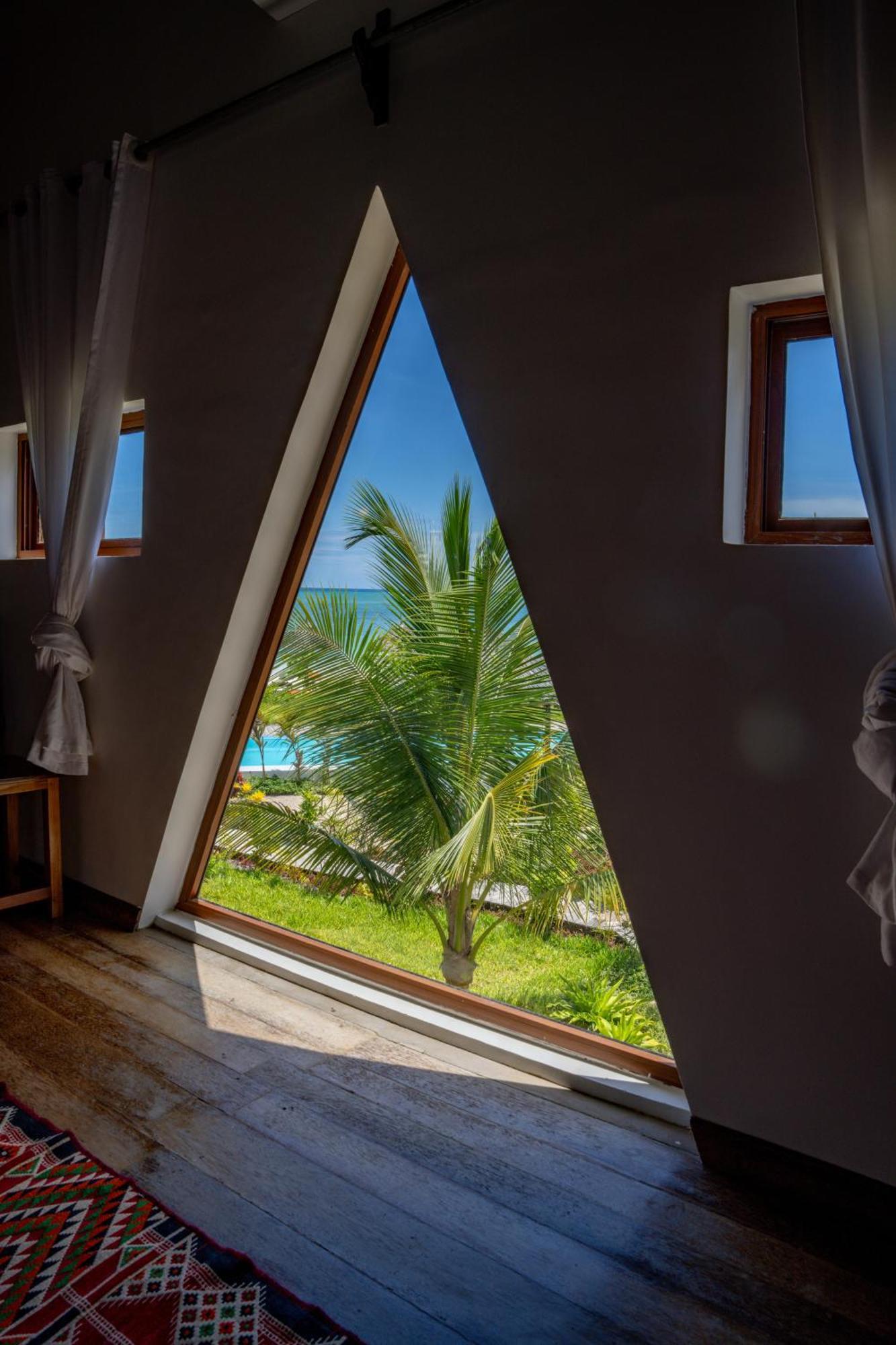La Perla Beach Resort, Zanzibar - Your Beachfront Private Haven Pwani Mchangani Extérieur photo