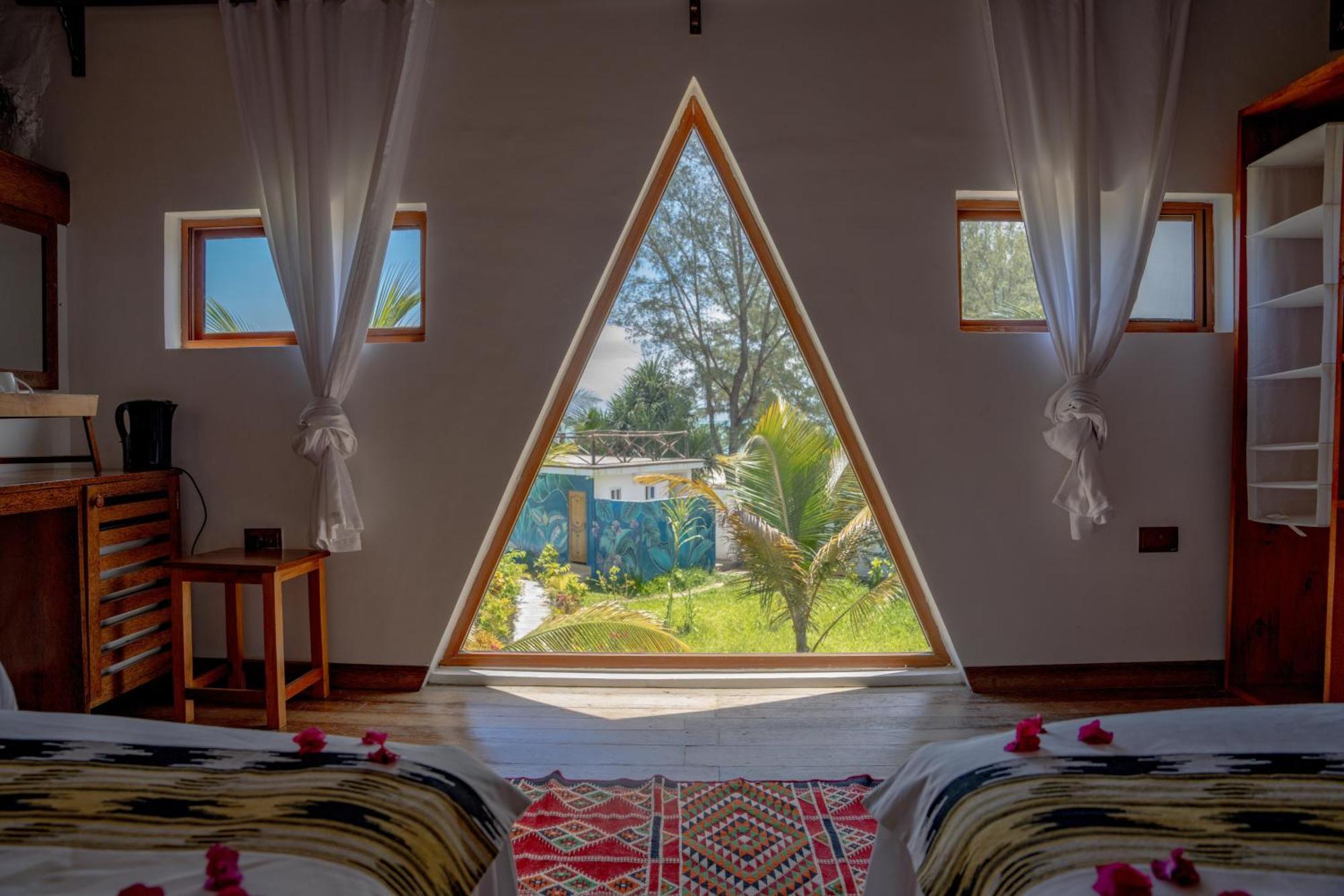 La Perla Beach Resort, Zanzibar - Your Beachfront Private Haven Pwani Mchangani Extérieur photo
