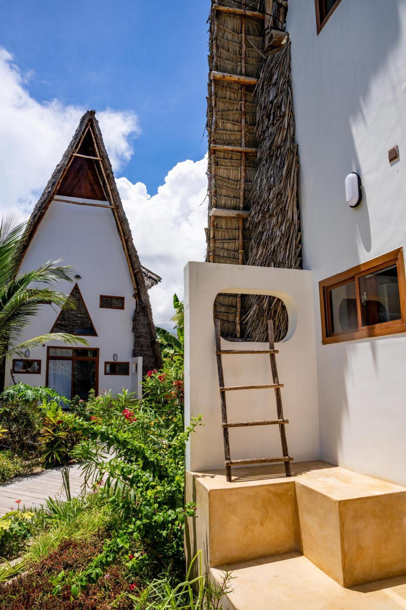 La Perla Beach Resort, Zanzibar - Your Beachfront Private Haven Pwani Mchangani Extérieur photo